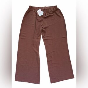 NWT- LulaRoe Jojo Women’s Straight Leg Pull-On Brown Flare Pants Size XL